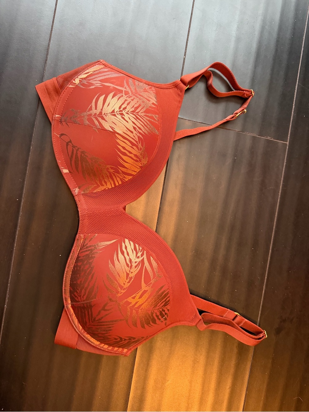 Lively All Day Deep V No-Wire Bra Euc size 34D rust mahogany color